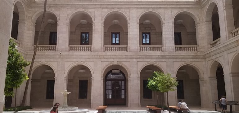 4 de Junio 2017. El Museo Arqueológico de Málaga y las materias primas locales . Aula-Museo de Geología de Málaga