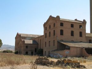 AMET the factory. El Tarajal. A deceised outstanding factory claimed as science museum-quality building.