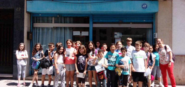 16 de Mayo 2019. Visita escolares 4ª Primaria CEIP Pablo Freire al Aula museo de geología Málaga