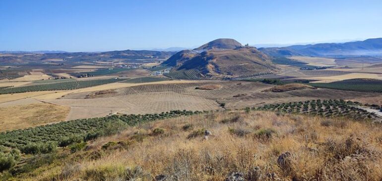 12 de Octubre 2024. Excursión geológica Teba-la Lentejuela, ámbito proyecto Geoparque Guadalhorce. Aula museo de geologia Málaga